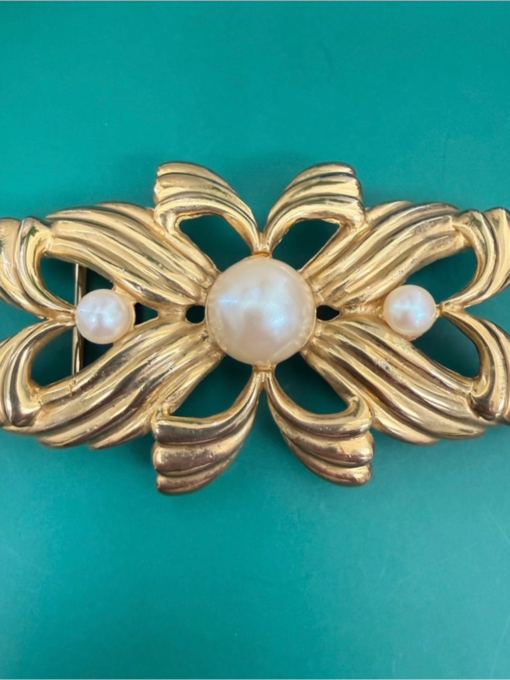 Mimi Di N Belt Buckle Gold Tone with Pearls Rare Signed 1987 - Picture 13 of 13